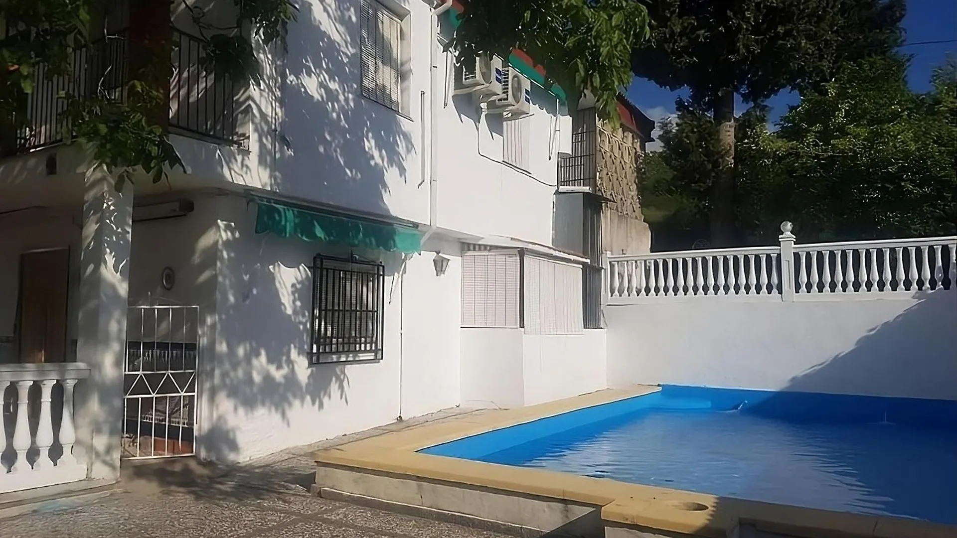 Holiday home Casa Rural En Parque Natural Con Chimenea, Piscina Y Barbacoa En Viznar